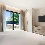 Villa Belenos Piscine Vue *