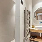 Belenos Piscine Vue * Roquebrune-sur-Argens