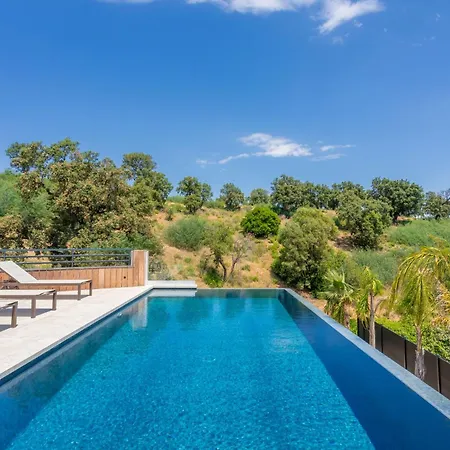 Villa Belenos Piscine Vue